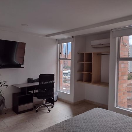 Apartasuites Av Medellín Dış mekan fotoğraf