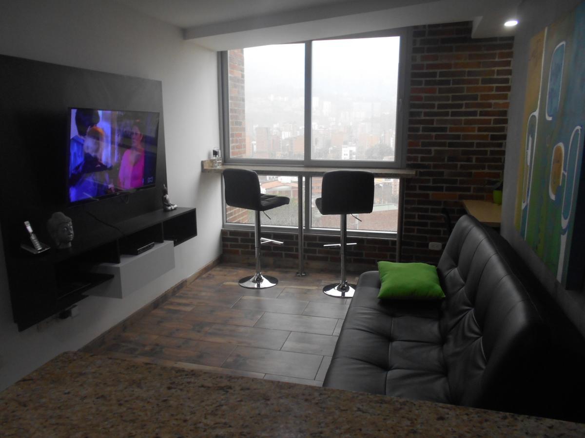 Apartasuites Av Medellín Dış mekan fotoğraf